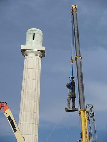 Am 18. Mai 2017 wurde das Robert E. Lee Monument in New Orleans nach langen Debatten im Stadtrat sowie Prozessen vor Staats- und Bundesgerichten endgültig abgetragen.